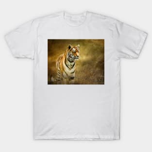 Tiger in the grass T-Shirt